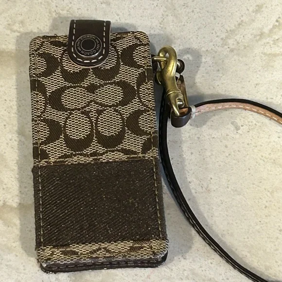 Coach Mini Ipod Case - Picture 2 of 5